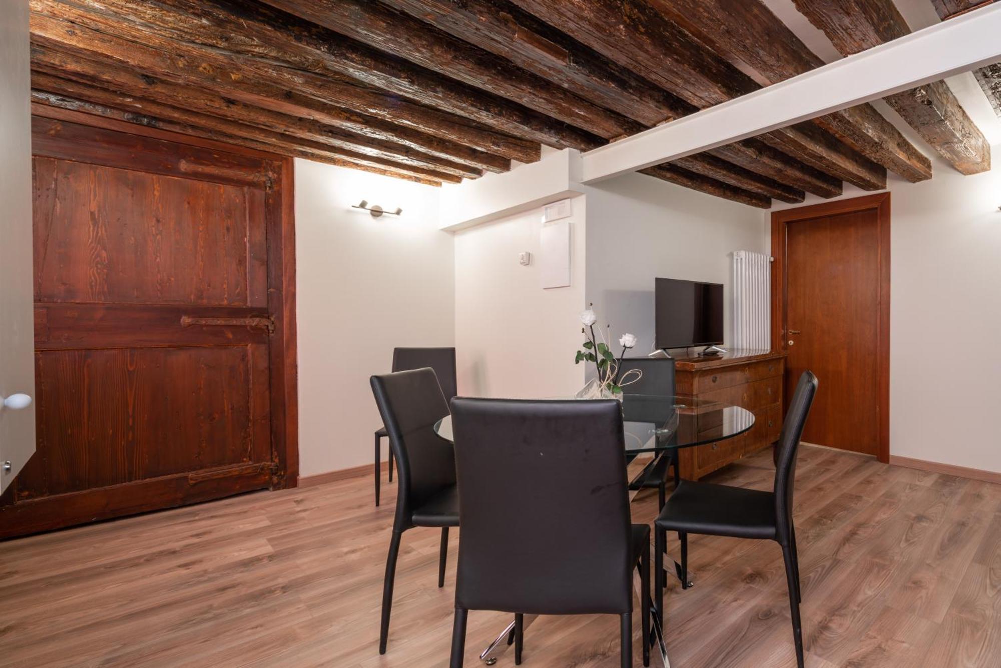 Venice Palace Tintoretto By Wonderful Italy Room photo